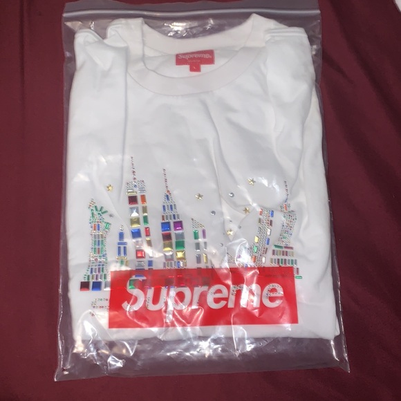 Supreme skyline tee in white - Picture 2 of 3
